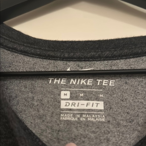 Nike Women’s Charcoal Dri-FIT Tee - Picture 2 of 2